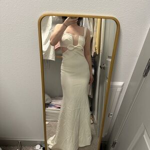 Square-Neck Satin Mermaid White Wedding Dress with Bow